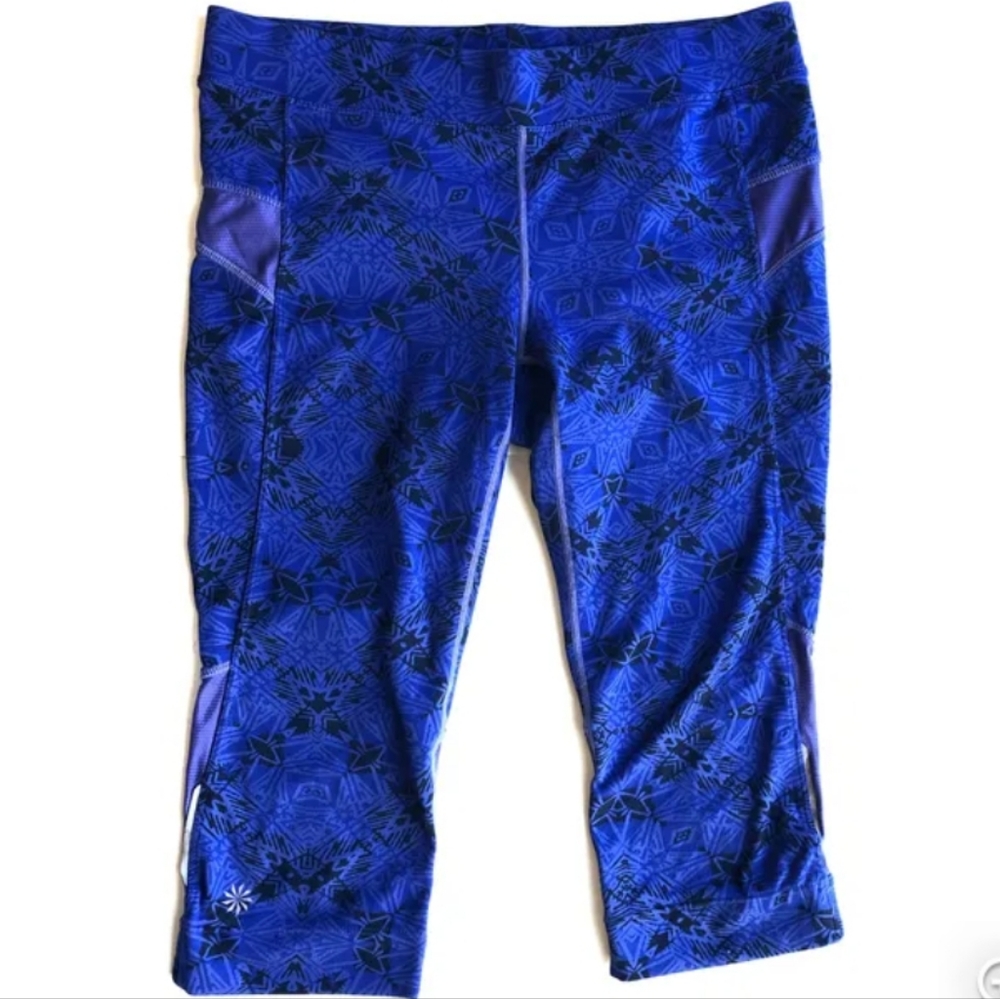 Athleta Cairo Bare to Run Womans Athletic Capri Leggings Size Small